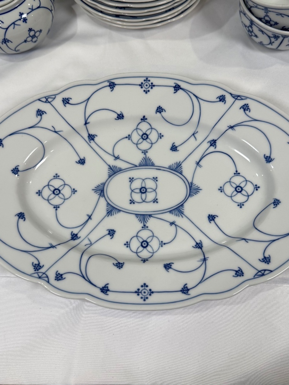 Winterling Bavaria Strawflower Blue Oval Serving Platter 12” PM Moschendorf